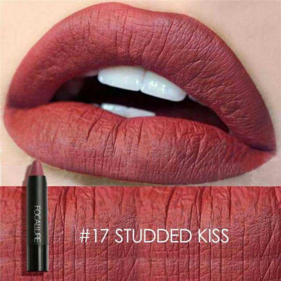 Focallure Other - Focallure Studded Kisses Matte Crayon Lipstick